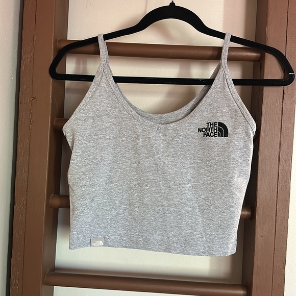 The North Face Cropped Tank Top - Picture 2 of 3